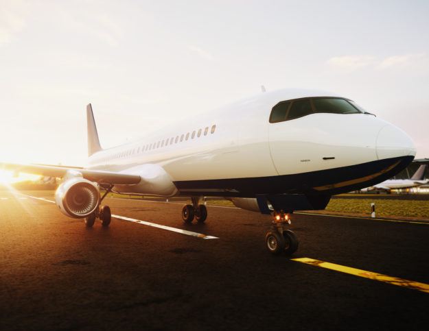 20170718-white-commercial-airplane-PFLMVGB